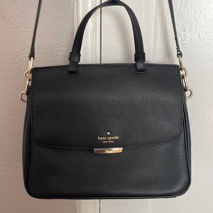 100% cow leather barely ever worn. Brand new condition.